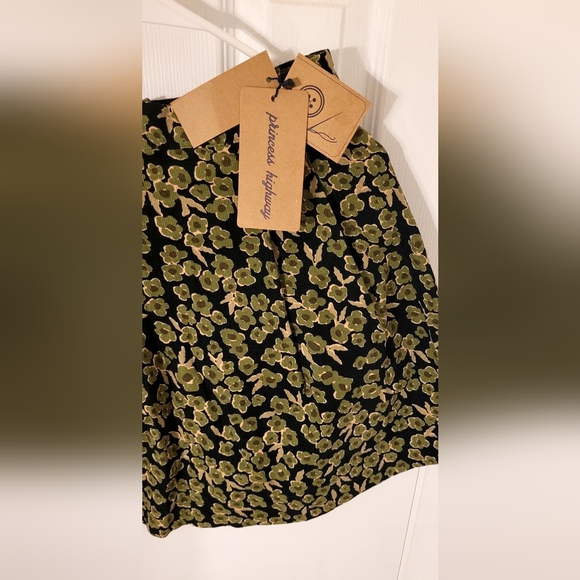 Princess highway Skirt - Picture 2 of 7